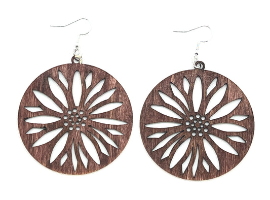 Detailed laser wood cut earrings center flower 1